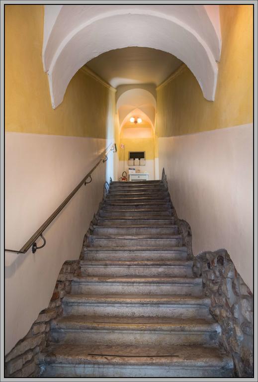 Fiori Sull'Acqua Apartments Peschiera del Garda Dış mekan fotoğraf