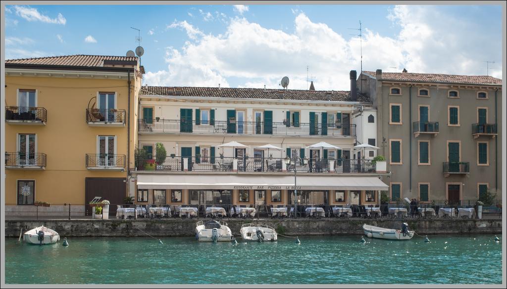 Fiori Sull'Acqua Apartments Peschiera del Garda Dış mekan fotoğraf