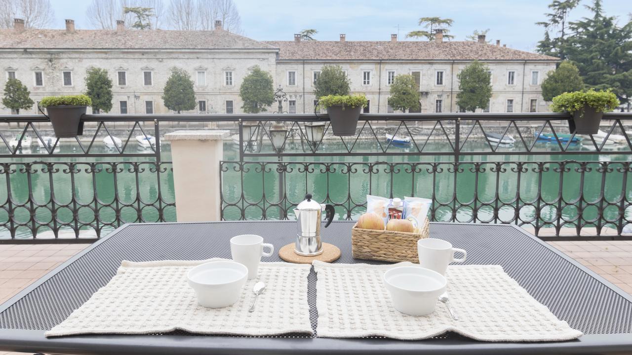 Fiori Sull'Acqua Apartments Peschiera del Garda Dış mekan fotoğraf